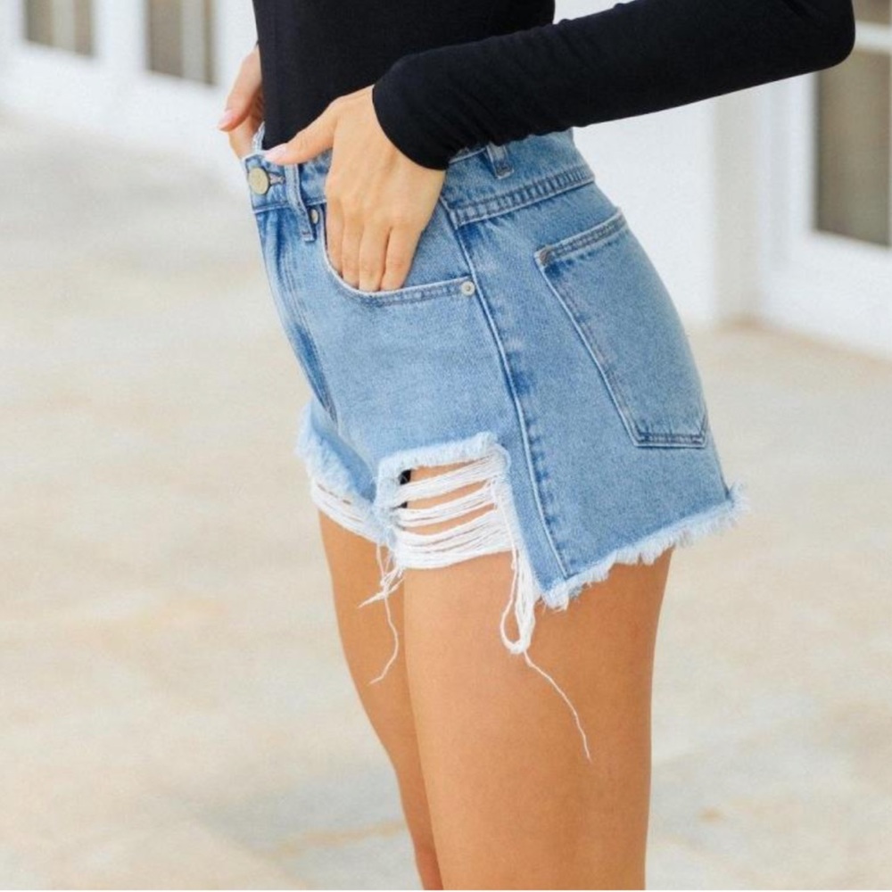 ABRAND A High Relaxed Denim Cutoff Jean Shorts - Picture 3 of 10